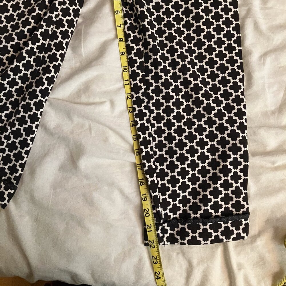 Cute patterned pants - Picture 3 of 9